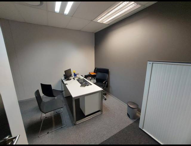 5,021M² WAREHOUSE TO LET IN RANDJESPARK